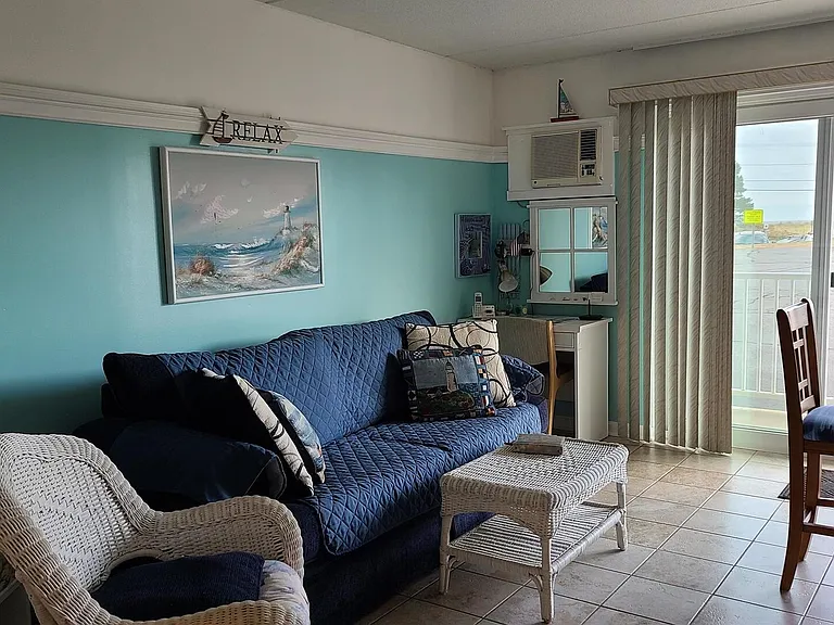 933 Ocean Blvd #105 — Photo 5
