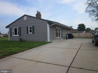 78 Lavender Ln, Levittown, PA 19054