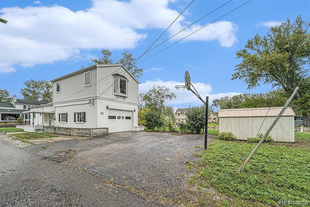 4330 Genoa Dr, Luna Pier, MI 48157 MLS 20230082052 Zillow
