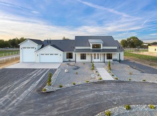 1 Lucky Charm Court Ct SW, Los Lunas, NM 87031