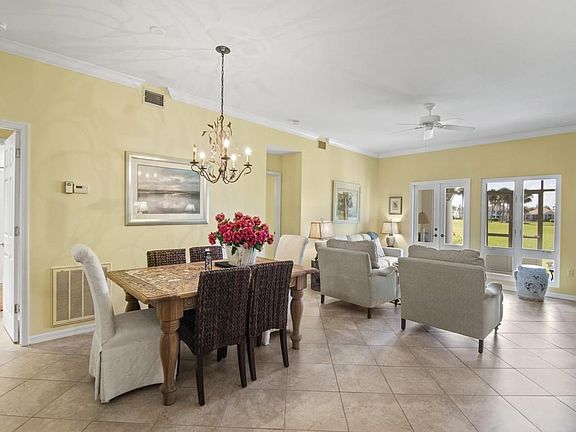 4th image of 5045 Harmony Cir Unit 11