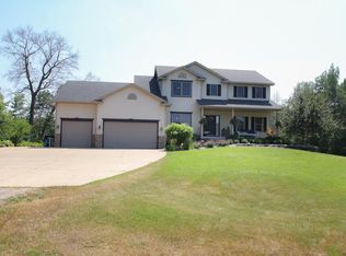 2240 221st Ave NW, Oak Grove, MN 55011
