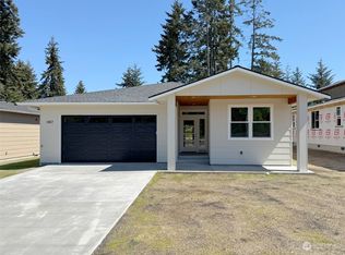 1407 Discovery Loop, Port Angeles, WA 98363