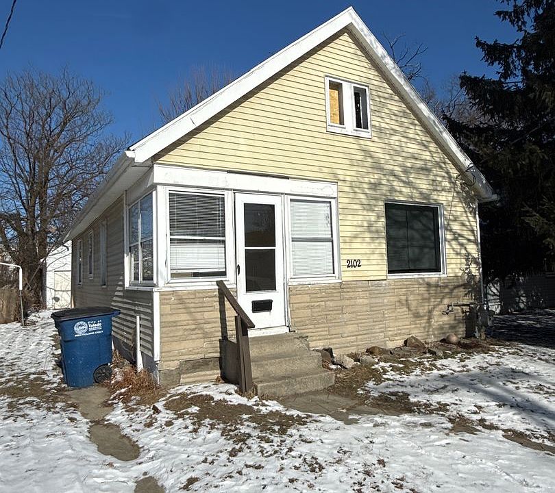 1st image of 2102 Air Line Ave