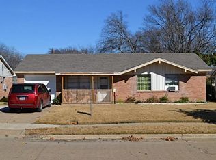 2334 Lagoon Dr, Mesquite, TX 75150