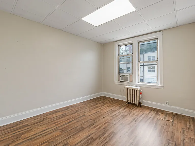 50-14 41st St #2 — Photo 9