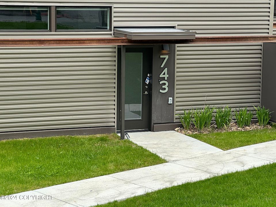 743 Top Rail Ln B6, Anchorage, AK 99501 Zillow