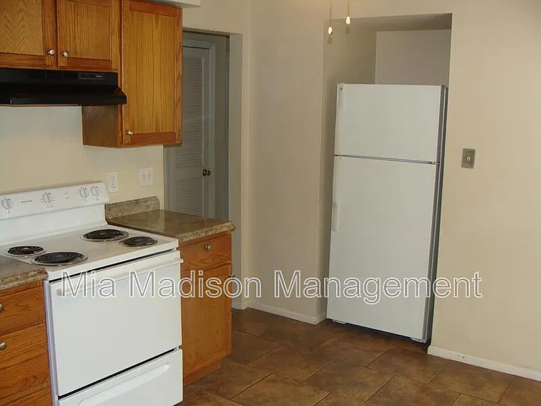 1 Oak Forest Ln #C — Photo 6