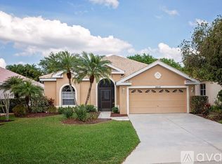6843 Winslow St, Sarasota, FL 34243