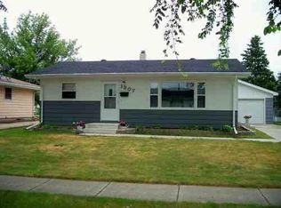 1807 11th Ave N, Moorhead, MN 56560