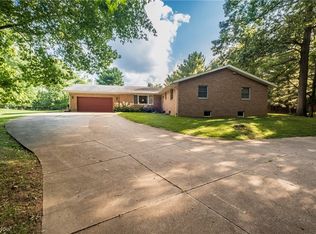 5898 Riverdale Rd, Bolivar, OH 44612