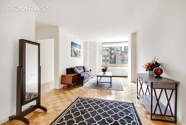 Rented by Compass | media 28
