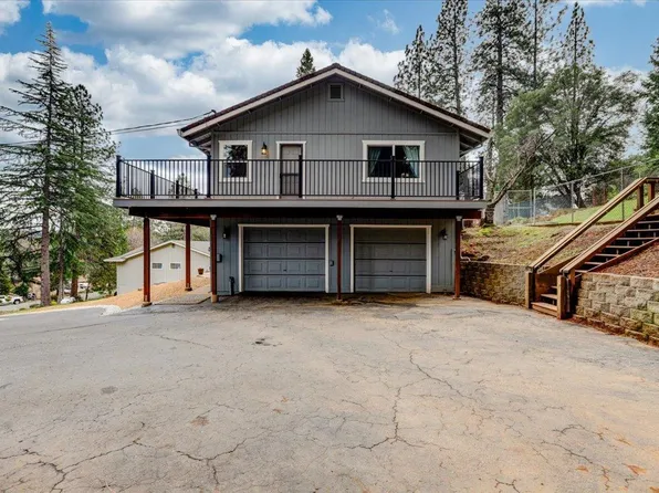 15693 Lorie Dr, Grass Valley, CA 95949