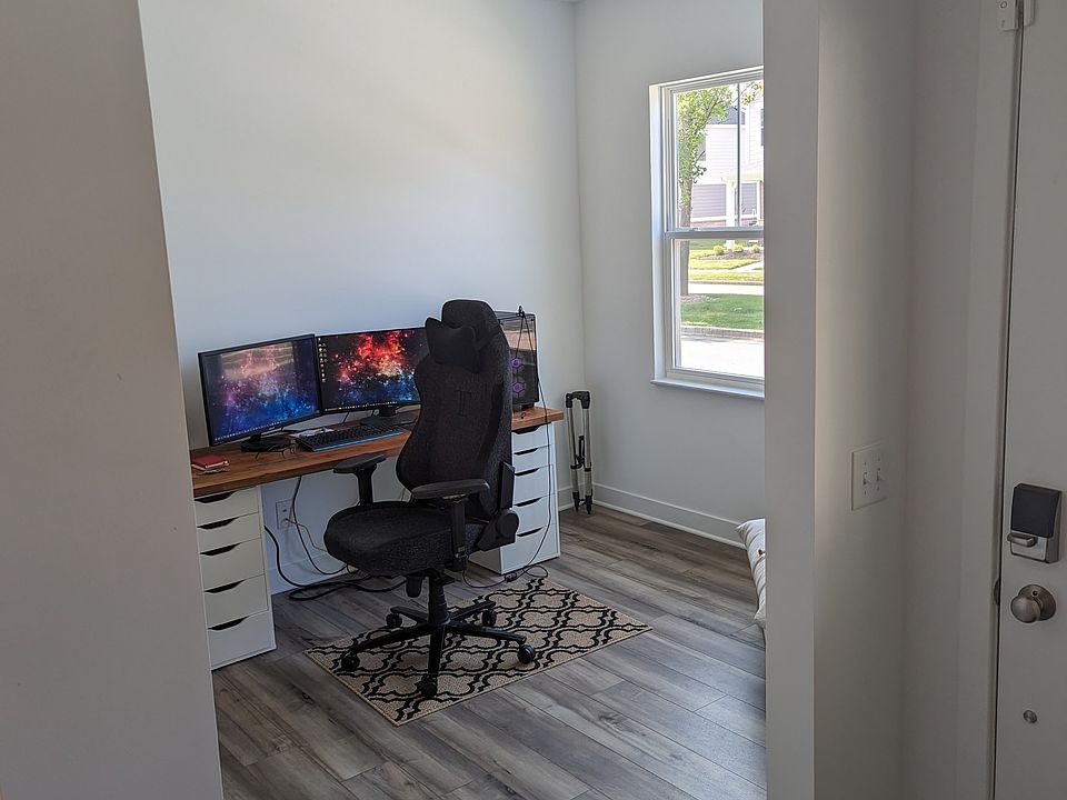 2nd image of 7305 Governors Row