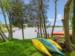 64 Towd Point Rd, Southampton, NY 11968
