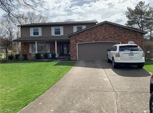 19130 Turkey Meadow Ln, Strongsville, OH 44136