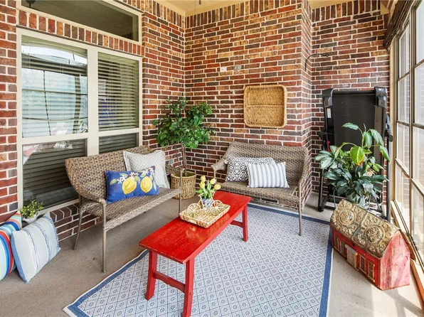 15618 Wood Brook Ln, College Station, TX 77845