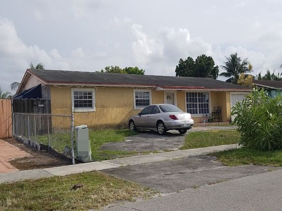 3rd image of 5240 NW 180th Ter
