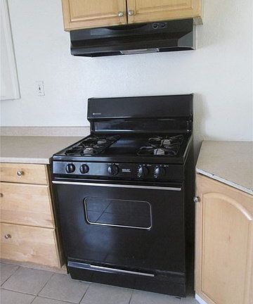 2nd image of 310 N Lindsay St