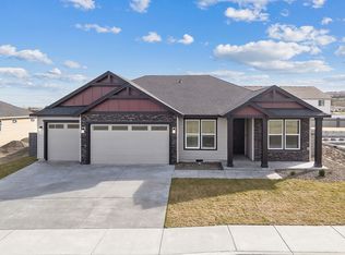 336 Tatoosh Ave, West Richland, WA