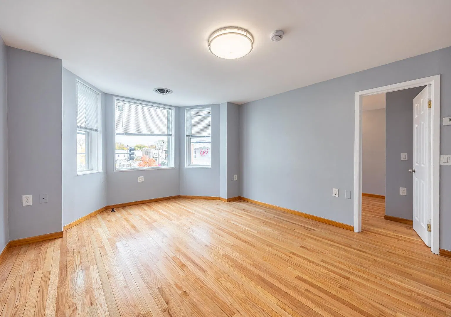 2439 West Armitage Avenue #2F — Photo 1