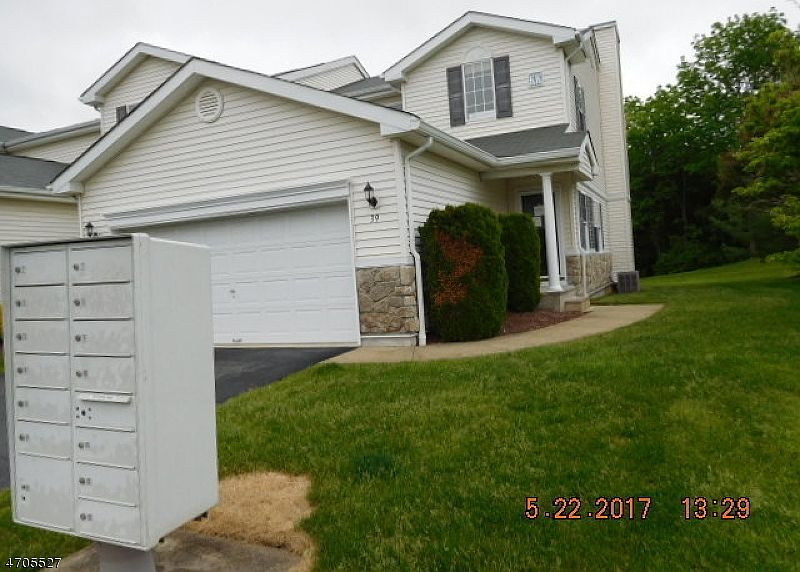 1st image of 39 Lakeview Dr, HERITAGE L