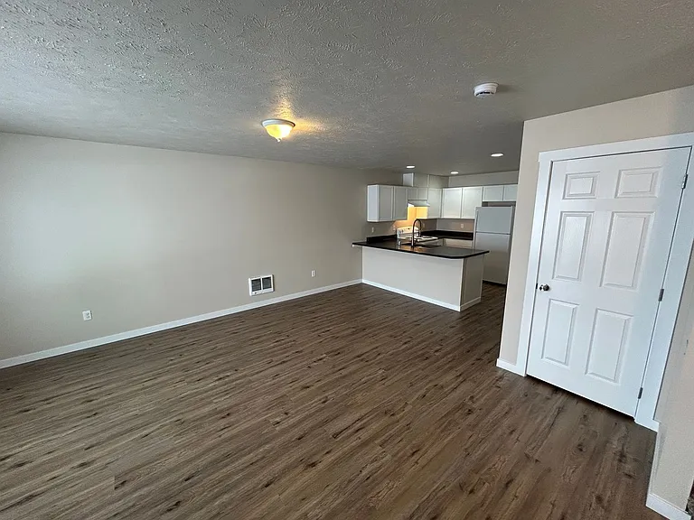 3rd Street Duplexes in Cheney near EWU! — Photo 4