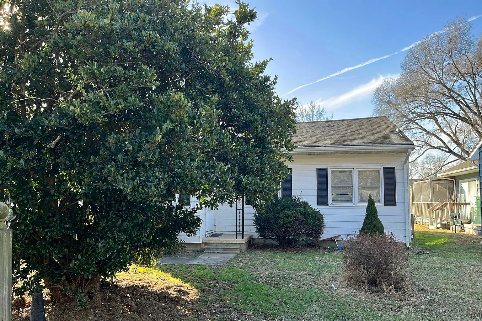 12112 College Pl photo 1