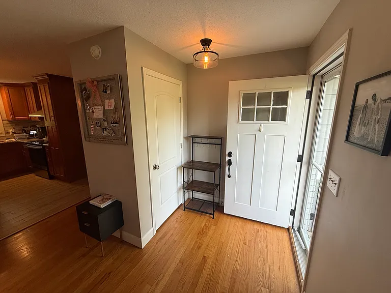 7605 Luscombe Dr — Photo 2