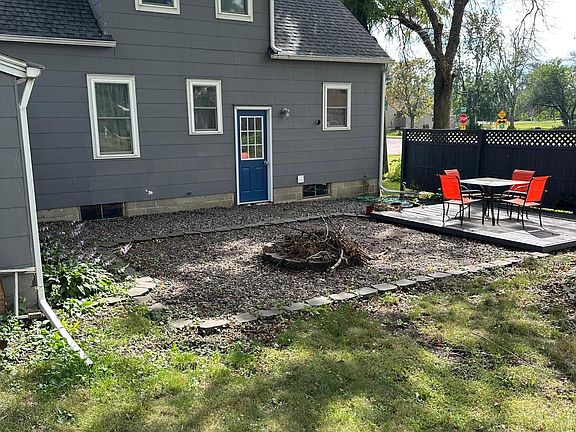 4th image of 423 10th St S