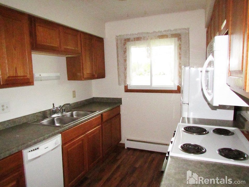 2nd image of 2170 Allen Blvd APT 5