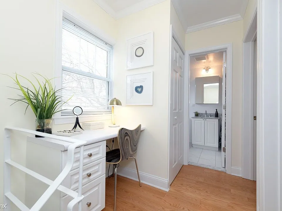 landlord_unit_photo_5