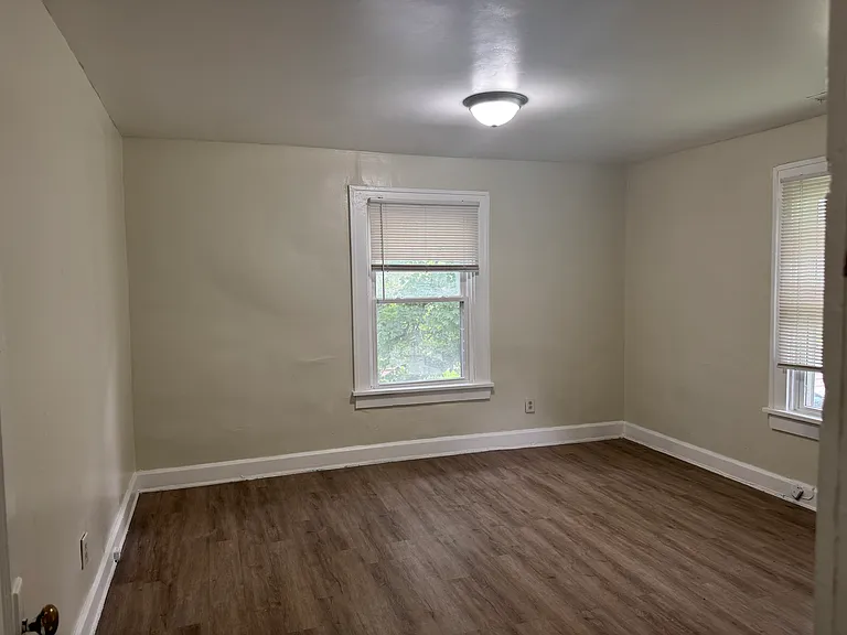 4040 N College Ave #1 — Photo 6