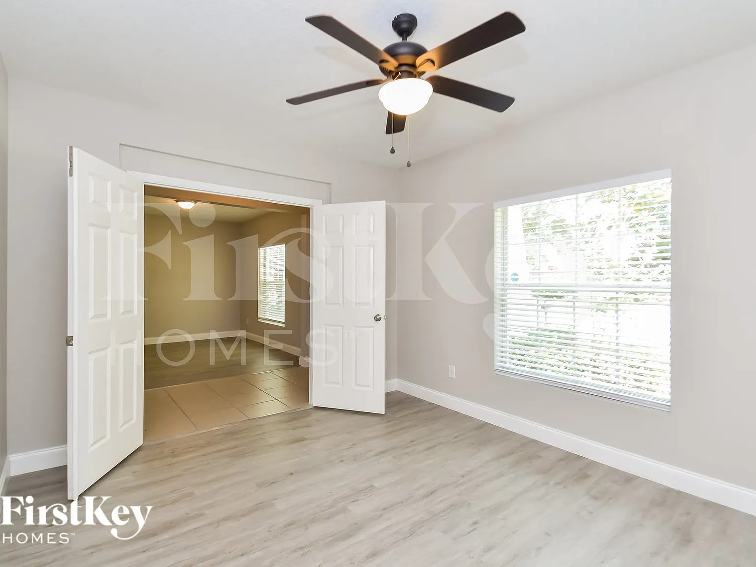 3 bed, 2.0 bath, 2142 sqft, $2,810 — Photo 3