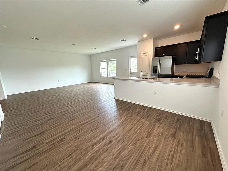 2316 Nightview Dr — Photo 8