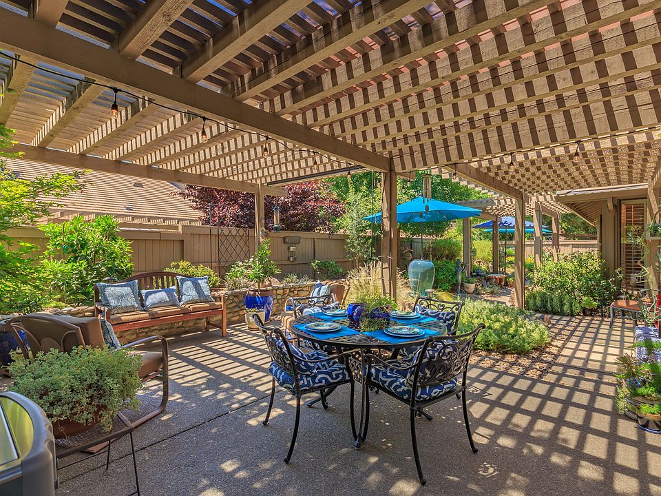 1st image of 11715 Melones Cir