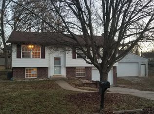 5217 Shadow Ct, Jefferson City, MO 65109