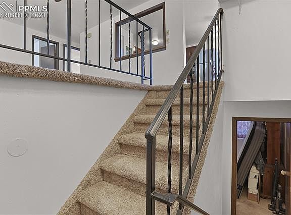 5th image of 402 Calle Manzana