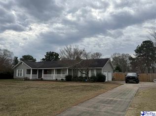 329 Horseshoe Bend Dr, Darlington, SC 29532