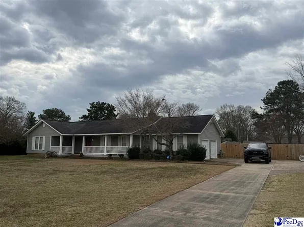 329 Horseshoe Bend Dr, Darlington, SC 29532