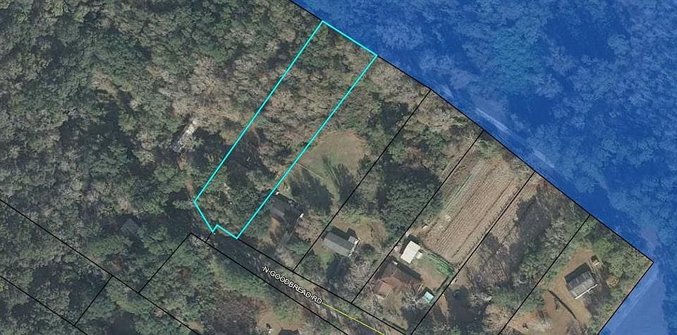 2nd image of 300 N Goodbread Rd