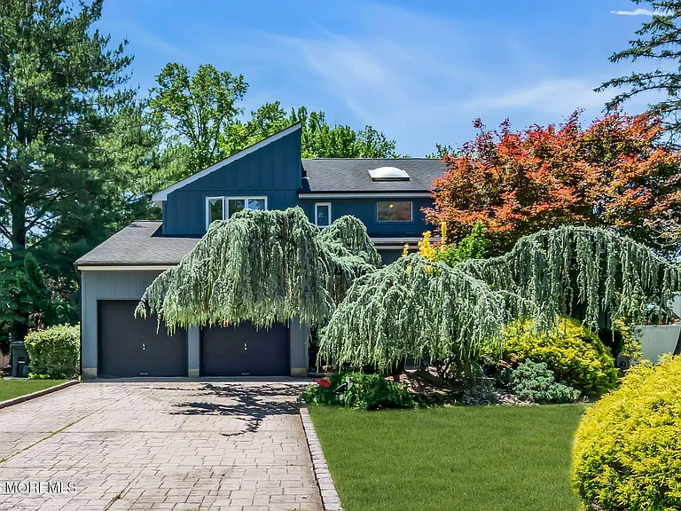 15 Timber Ln — Photo 1