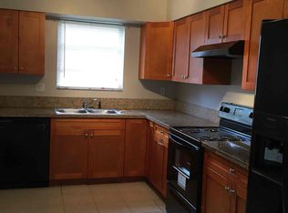 6700 SW 5th St, Pembroke Pines, FL 33023