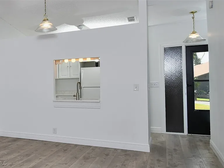 17502 Island Inlet Ct — Photo 7