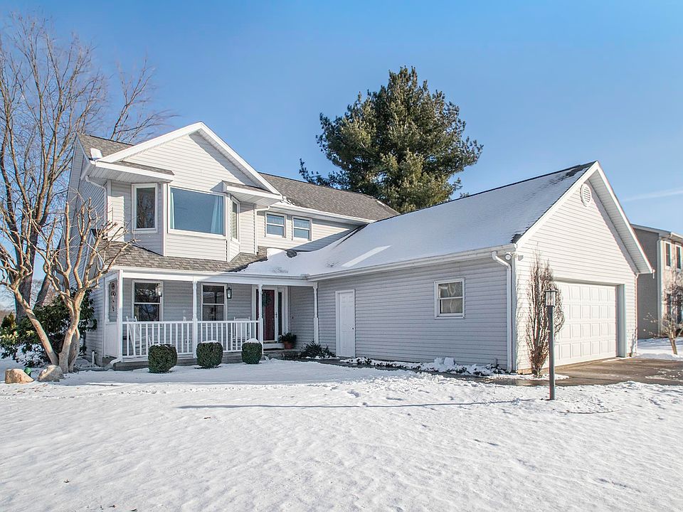 1st image of 53876 Arrowwood Dr