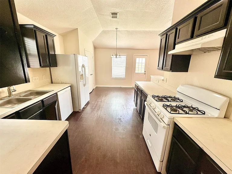 3906 Teal Run Meadows Dr — Photo 10