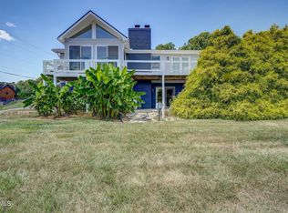 360 Crouch Rd, Johnson City, TN 37615