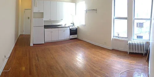 Rented by Moises Farhart, LREB
