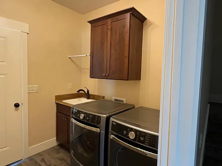 142 Taelor Rd — Photo 17