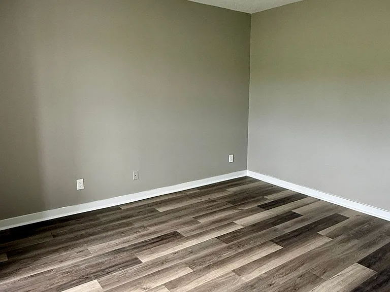 595 Martin Luther King Dr W #2 — Photo 5